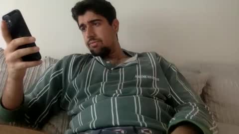 Golden-Glove online show from April 17, 9:23 am