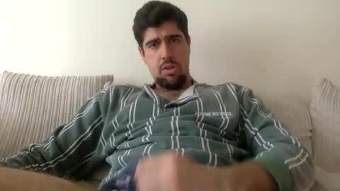 Golden-Glove online show from April 14, 9:09 am