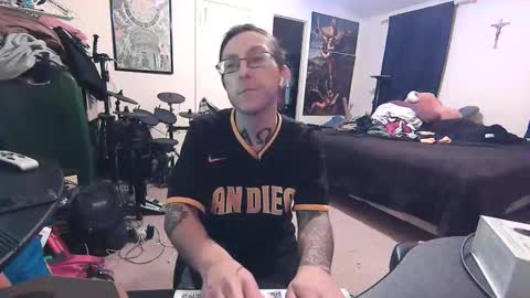 Daniel online show from May 2, 8:06 am