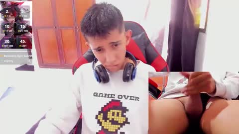 angel black online show from October 19, 7:28 pm