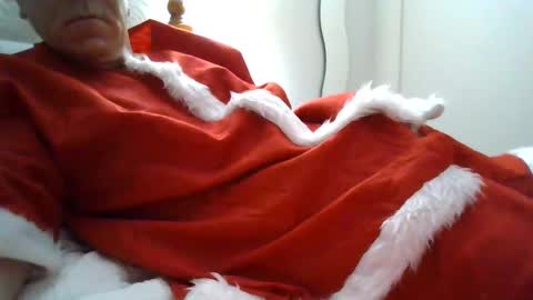 Snapshot of grandpa_floppy_dick chatting on December 25, 12:58 pm Grandpa online show from December 25, 12:58 pm
