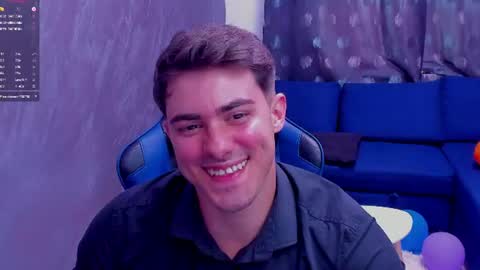 greekgod199 online show from June 25, 3:39 pm