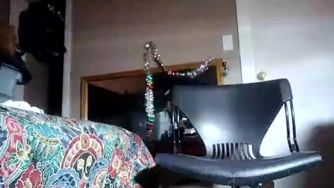 Snapshot of greeneyedcutie chatting on December 19, 10:02 am Jack online show from December 19, 10:02 am