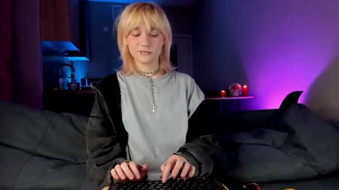 Greg-independent model online show from January 31, 6:57 pm