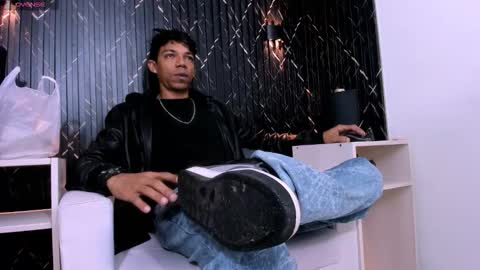 GregorySforza online show from November 19, 11:21 am