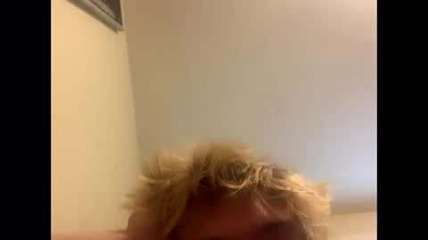 Perfectlyaveragesavage online show from September 19, 2:28 pm