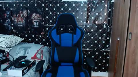 griego01 online show from February 6, 9:33 pm