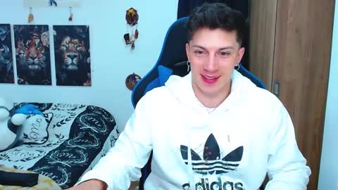 griego01 online show from January 23, 5:35 am