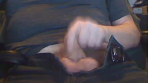 Snapshot of gruhahn chatting on February 8, 6:33 am DankMess online show from February 8, 6:33 am
