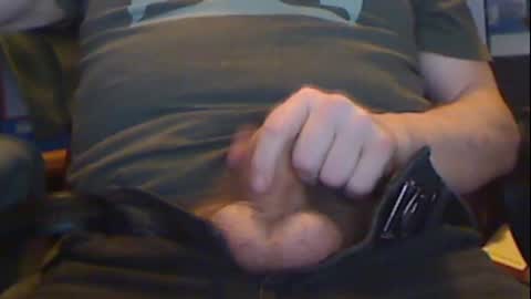 Snapshot of gruhahn chatting on February 26, 6:37 am DankMess online show from February 26, 6:37 am