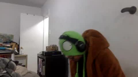 Snapshot of gtfomd69 chatting on November 1, 11:36 am My bday Get the fuck onoff my dick new bigcock cum shy edging online show from November 1, 11:36 am