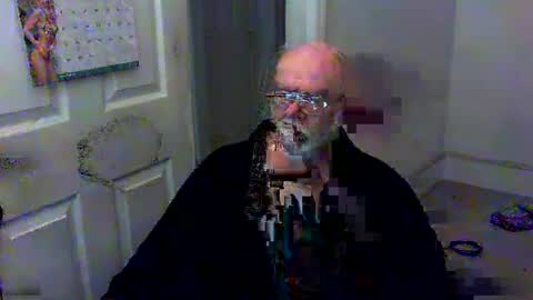 Snapshot of gtnolder60 chatting on September 17, 10:27 am Gary online show from September 17, 10:27 am