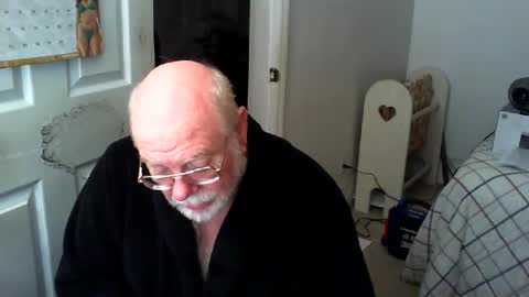 Snapshot of gtnolder60 chatting on February 16, 3:47 am Gary online show from February 16, 3:47 am