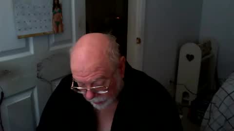 Snapshot of gtnolder60 chatting on February 21, 12:50 pm Gary online show from February 21, 12:50 pm