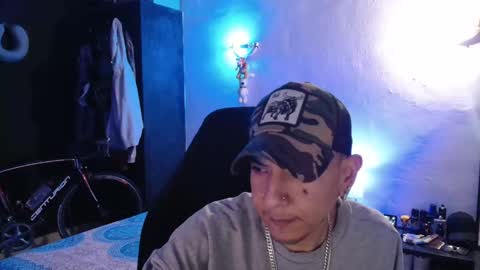 Snapshot of guayaco_ chatting on February 5, 3:09 pm Guayaco  online show from February 5, 3:09 pm