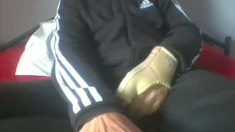 Snapshot of gunishment chatting on March 2, 12:47 pm gunishment online show from March 2, 12:47 pm