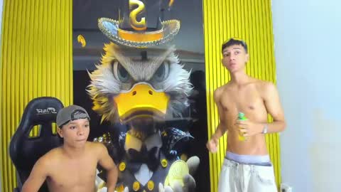 guys_hard_cock online show from March 21, 10:03 pm