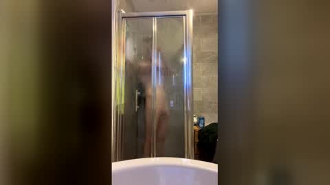 Workmans cam online show from December 19, 4:37 pm