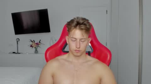 Oliver online show from October 8, 1:48 pm