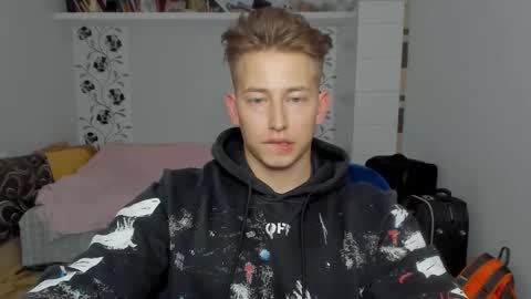 Oliver online show from September 26, 6:38 pm