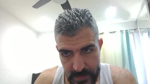 h0nest84 online show from April 11, 5:49 pm