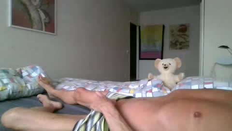 Snapshot of haarlemseboy chatting on January 19, 2:17 pm Rob online show from January 19, 2:17 pm