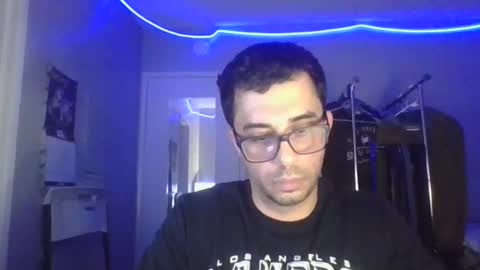 habibi_jpg online show from June 2, 8:26 am