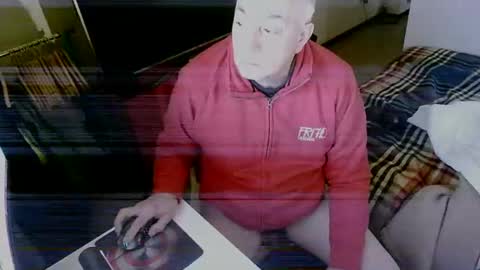 Snapshot of hacknoob62 chatting on December 8, 9:46 am hacknoob62 online show from December 8, 9:46 am