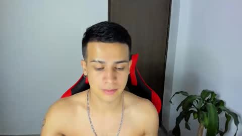 hades_horny_ online show from April 15, 6:57 am