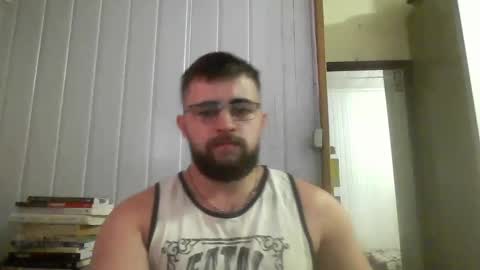 Snapshot of hairy_man_69_ chatting on February 18, 7:21 pm horny online show from February 18, 7:21 pm