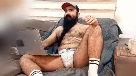 Hairy Beard Smoker online show from June 30, 2:01 am
