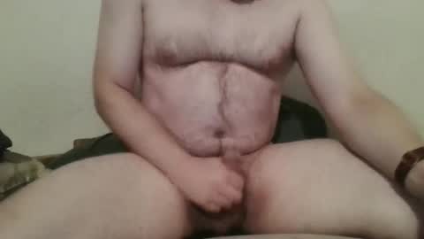 Snapshot of hairychest222141 chatting on September 23, 6:13 am hairychest222141 online show from September 23, 6:13 am