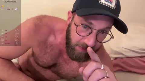 Snapshot of hairyfitguy444 chatting on October 14, 1:01 am Harry Fit  Big Bro Dad Sir online show from October 14, 1:01 am