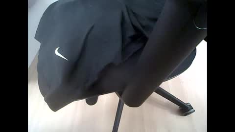 hairyman007 online show from January 13, 10:36 am