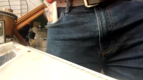 Snapshot of handncocknocum chatting on February 4, 11:16 am handncocknocum online show from February 4, 11:16 am