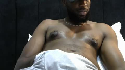 handsome king online show from April 9, 7:09 pm