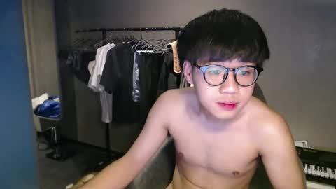 handsome_mannn online show from November 7, 8:34 pm