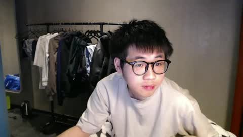 handsome_mannn online show from February 26, 9:14 pm