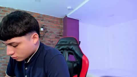 leonardfarrucknick and otis online show from March 28, 12:27 pm