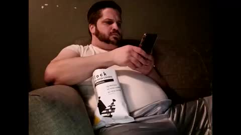 Handsomedaddy198923 online show from February 19, 8:00 am