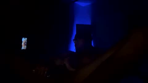 handsomehasen online show from March 29, 3:06 am