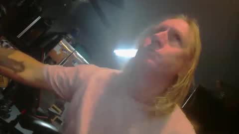 Handystudman online show from February 24, 10:58 pm