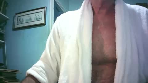 handymanforyou177322 online show from April 13, 9:37 pm