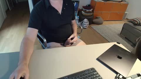 Cum for you online show from April 12, 9:44 am