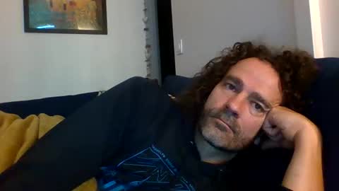 happytogetherfr online show from November 14, 9:22 am