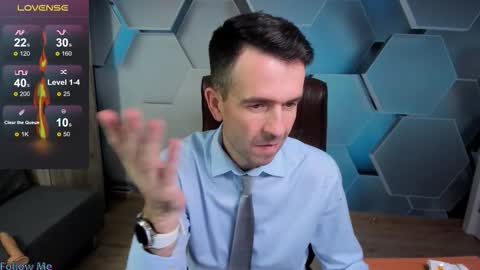 Steve online show from November 18, 12:42 pm