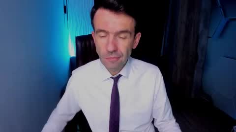 Steve online show from October 29, 1:58 pm