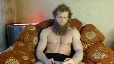 Valentino Hard online show from February 5, 6:42 am