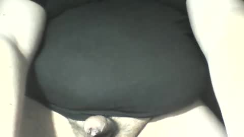 hardfrenchdick17 online show from April 8, 11:13 pm