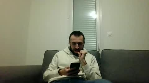 Mika online show from March 2, 11:39 pm